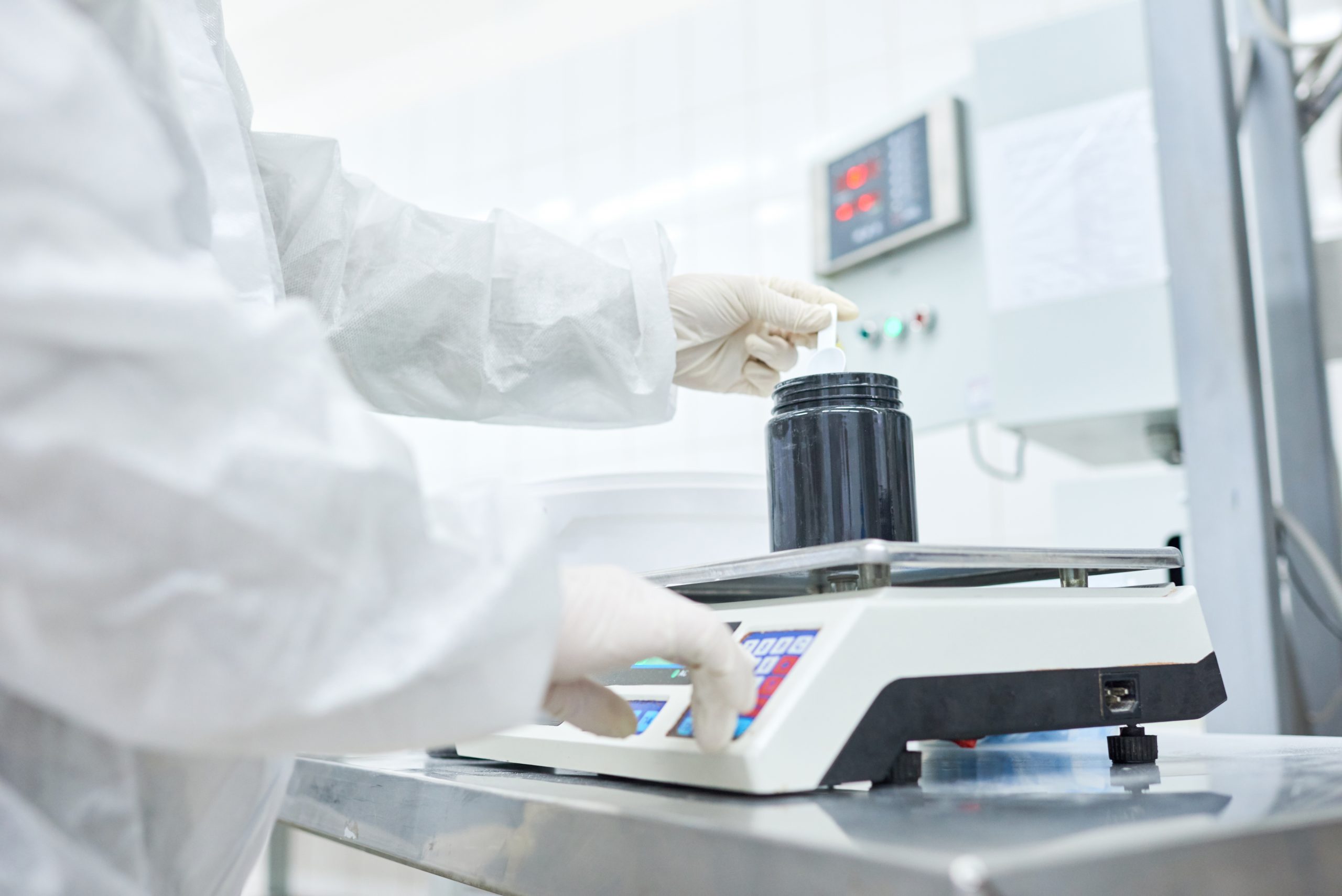 Diferencias entre balanza analítica y electrónica