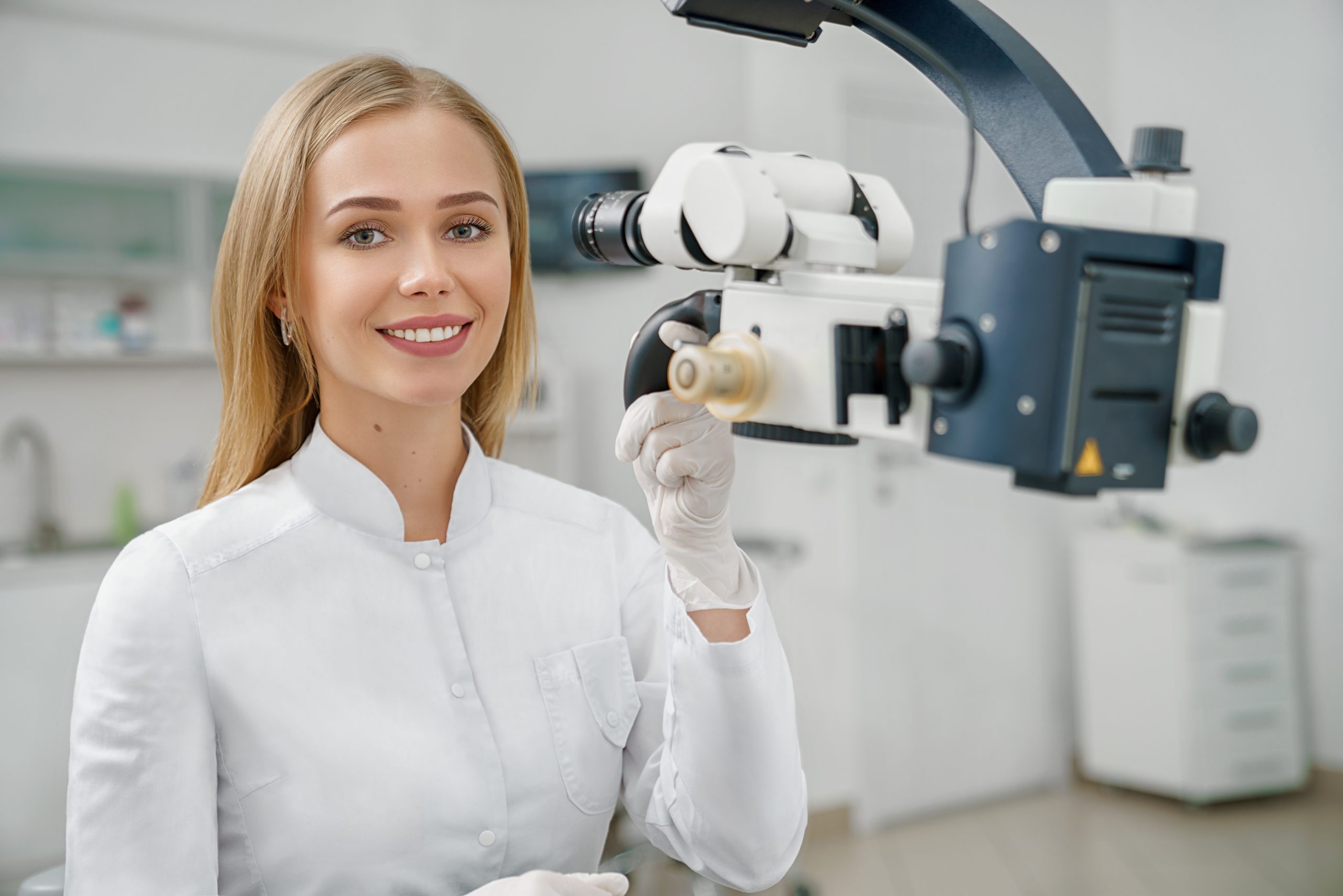¿Cómo eliminar los hongos de nuestros microscopios?