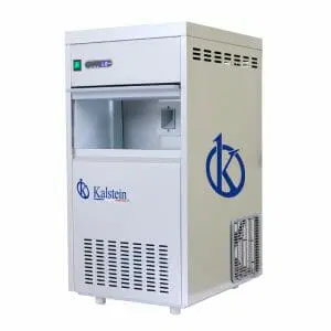 ¿Por qué es importante un fabricador de hielo en escamas en un laboratorio?
