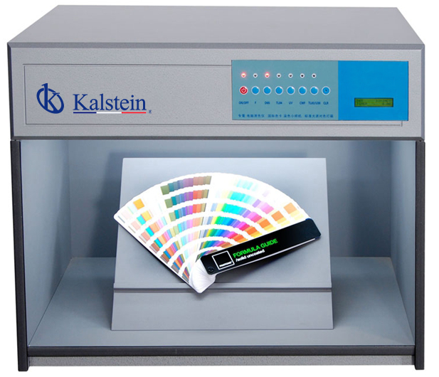 Evaluación Exacta de Color en Muestras con Cajas de Control Estándar